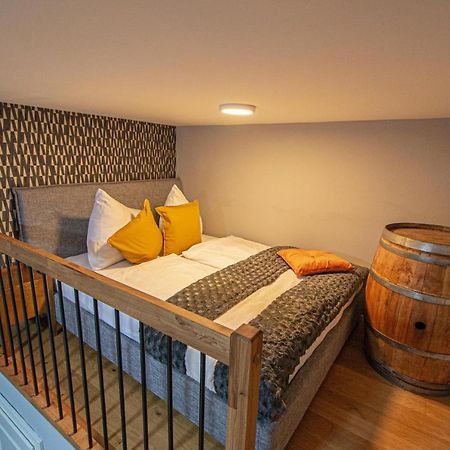 Main Train Station Apartment Close To The The Main Square! Praga Exterior foto